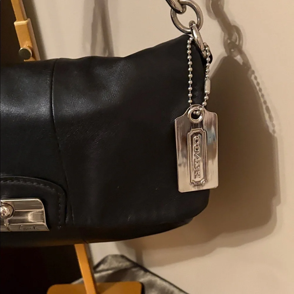 Coach Kristin Black Leather Shoulder Bag with large Silver hang tagL0968-14755